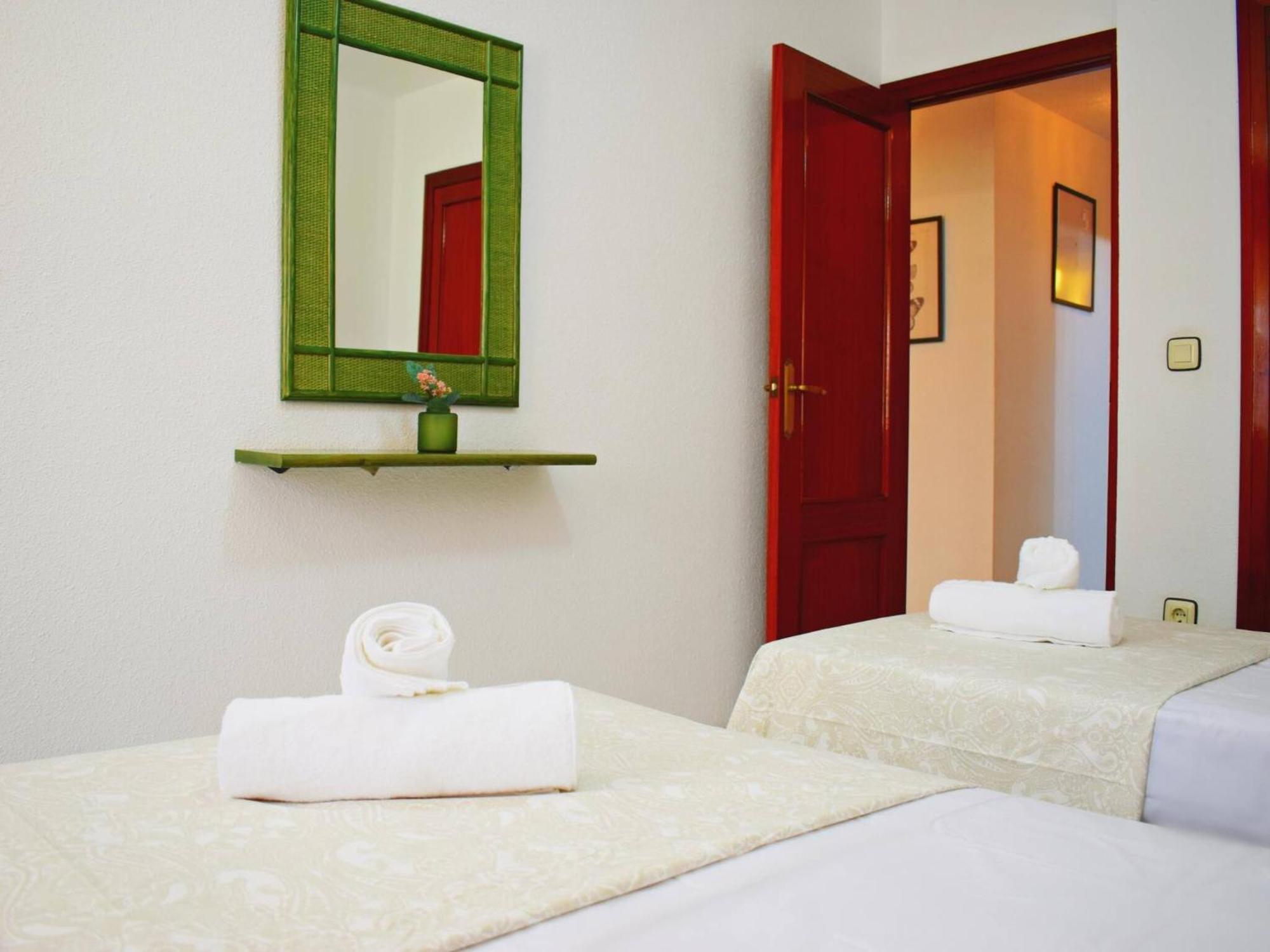 Amplio Y Luminoso Apartamento Cerca Del Centro Y La Playa Con Piscina Y Parking Privado Málaga Kültér fotó