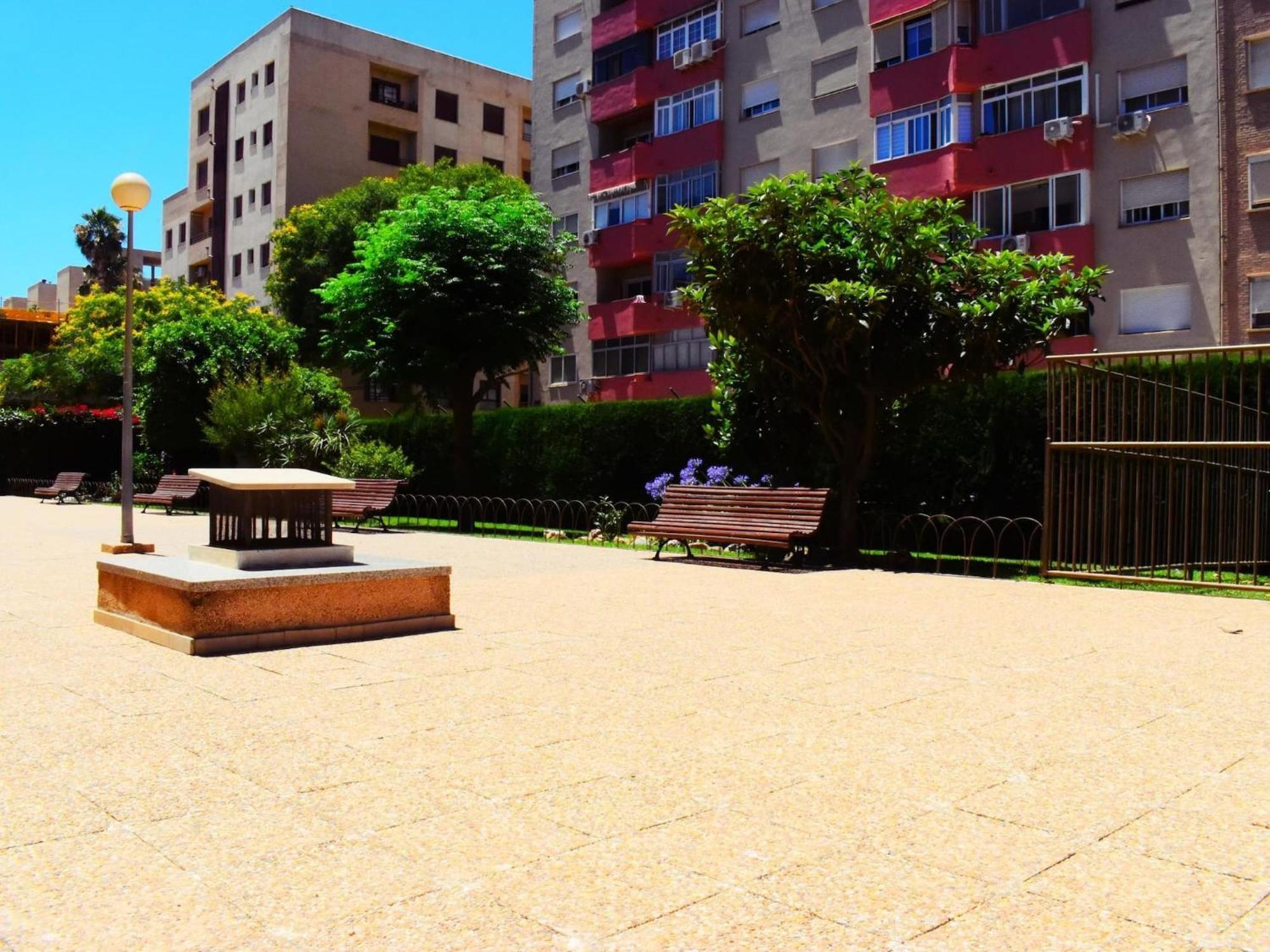 Amplio Y Luminoso Apartamento Cerca Del Centro Y La Playa Con Piscina Y Parking Privado Málaga Kültér fotó